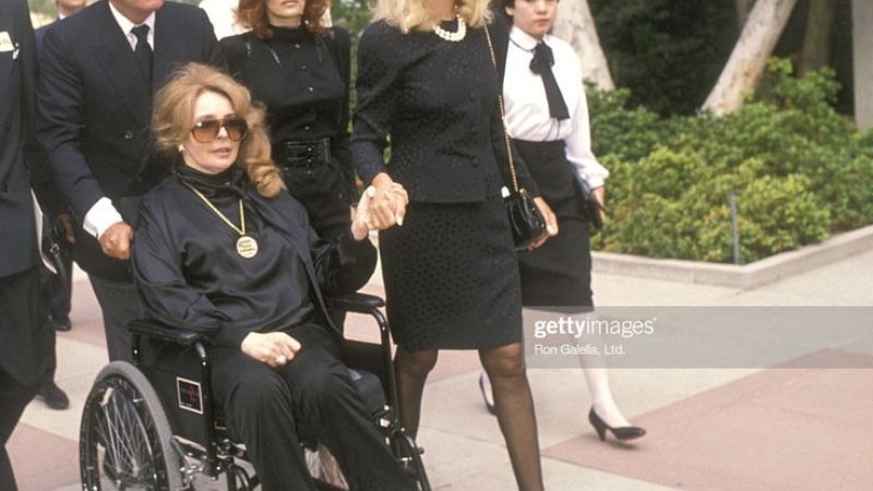 Why Is Jill St John In A Wheelchair? Any Health Problems?