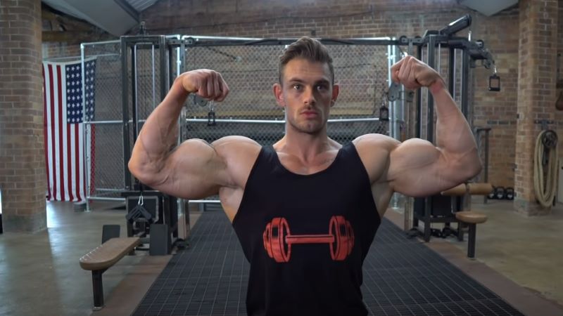 Are Some People Naturally Muscular Without Working Out?