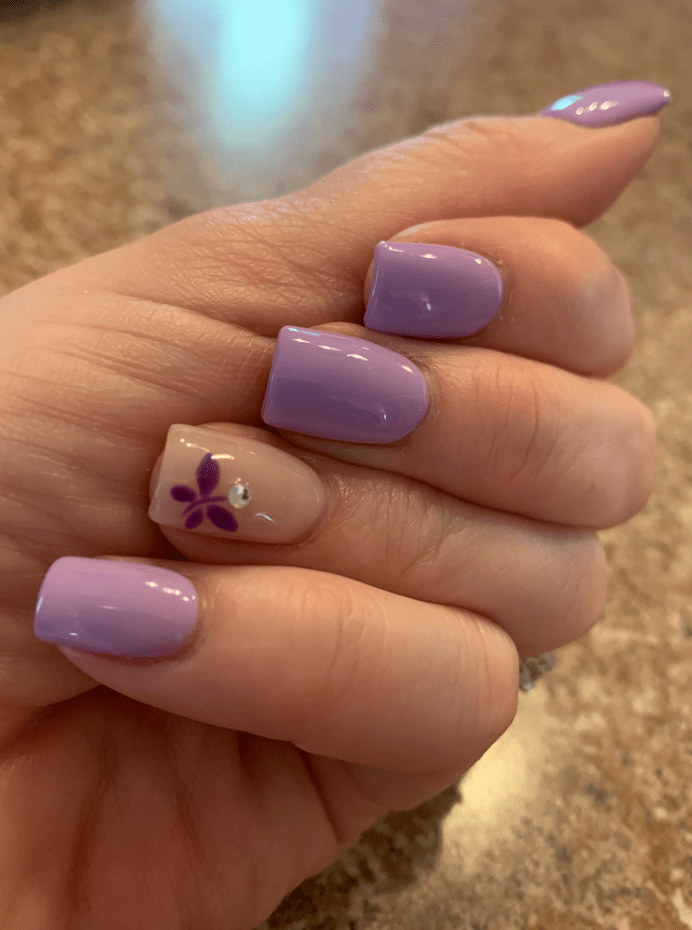 A simple nail design