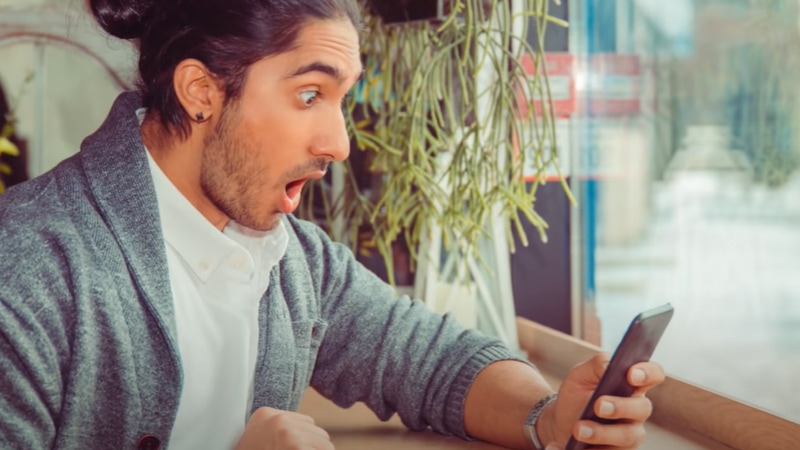 how to make it seem like you blocked someone