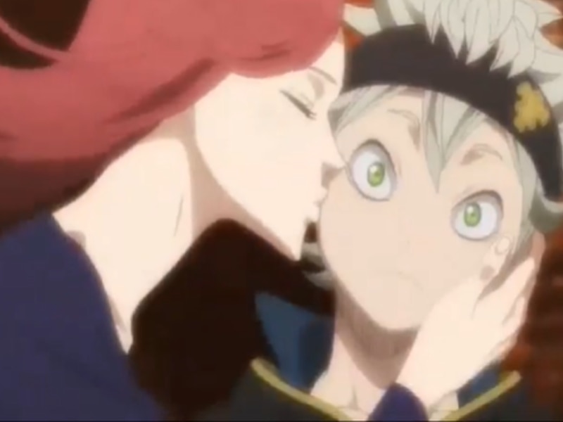 Rebecca kiss Asta moment