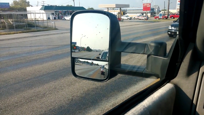 Heavy truck mirrors provide a higher level of stability